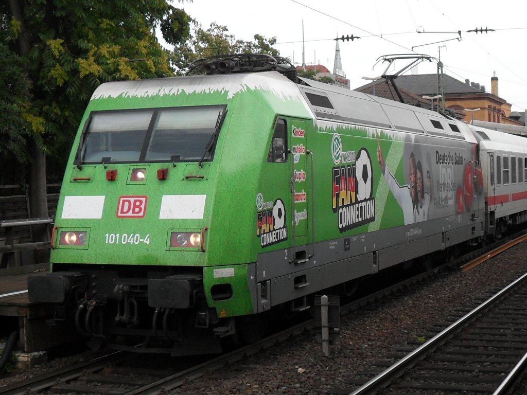 101 040-4 in Bonn Hbf.