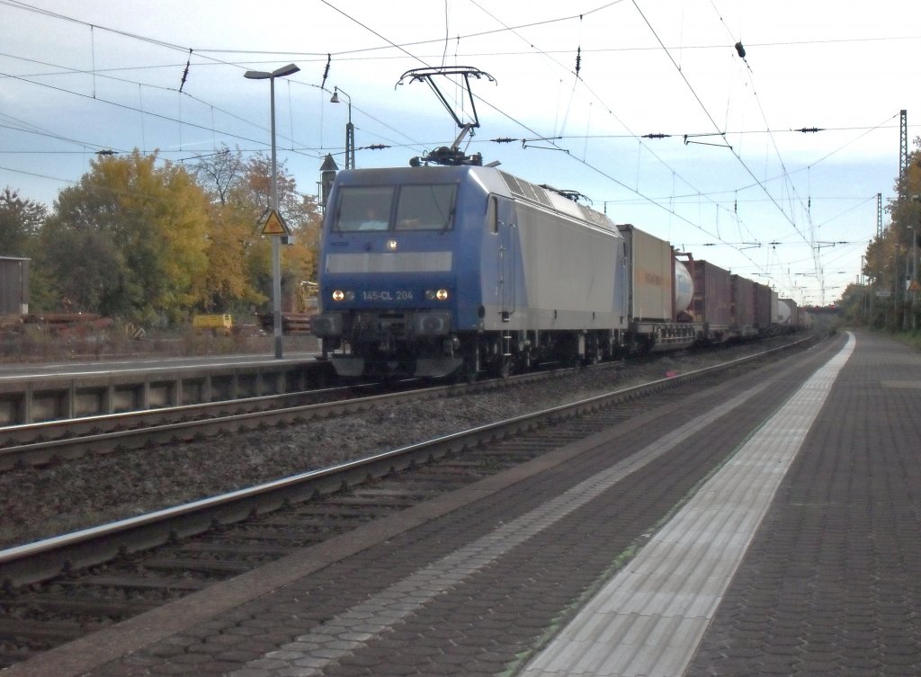 145 CL-204 mit einem G�terzug in Beuel am 26.10.10