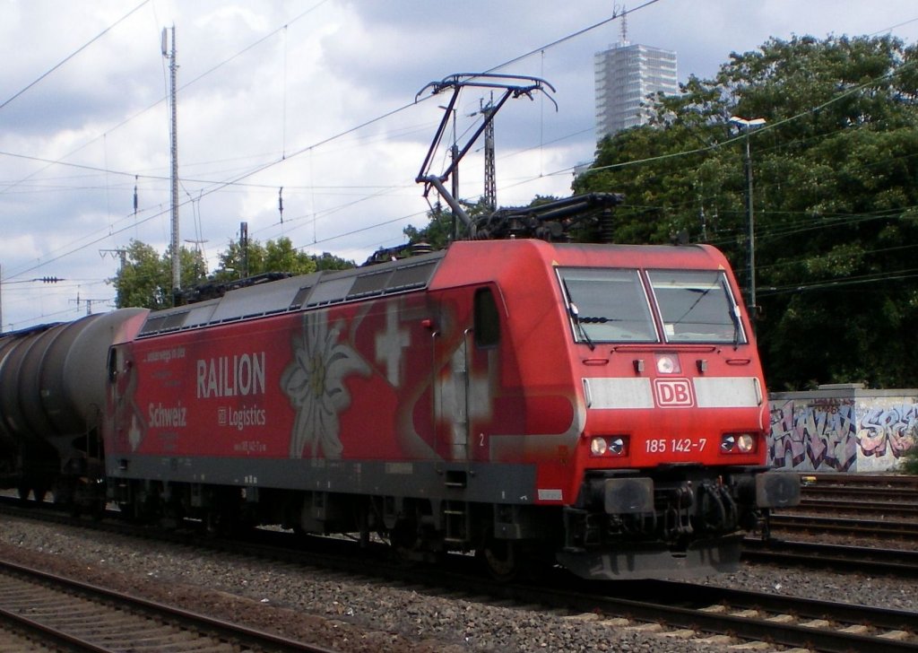 185 142-7 in K�ln West.