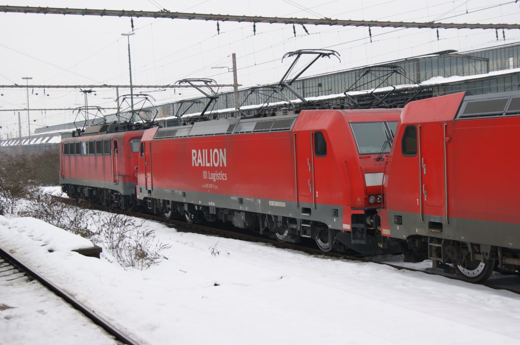 185 299-5 stand ebenfalls in der Abstellgruppe in Wanne-Eickel am 03.01.2011.
