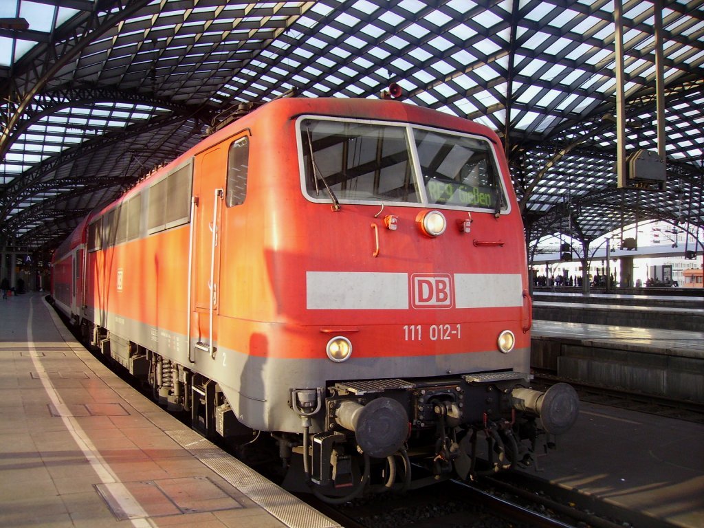 Br 111 im K�lner Hbf