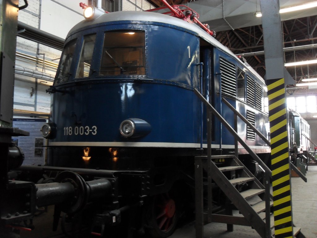 Br 118 im DB Museum Koblenz am 4.9.10