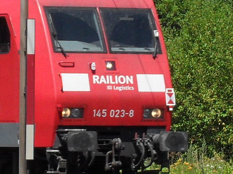 Br 145 mit einem Zugschluss Schild in K�ln Gremberg