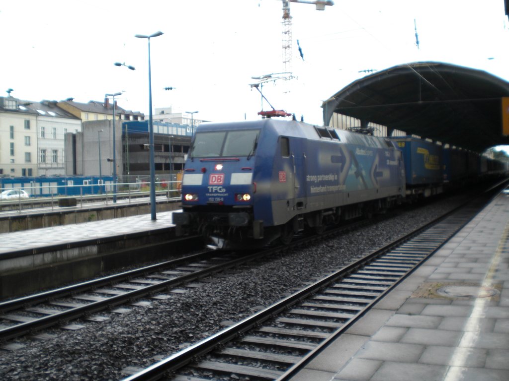 Br. 152 136-8 (Albatros) bei der Durchfahrt in Bonn Hbf