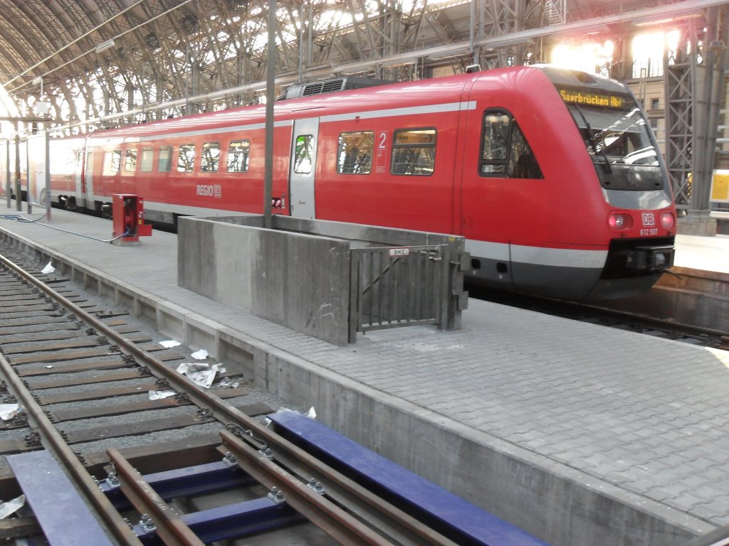 Br 612 im Frankfurter Hbf am 24.7.10