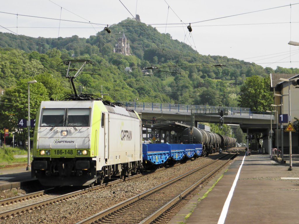 Captrain 186-148 mit einem GATX Kesselzug in K�nigswinter am 7.5.2011
