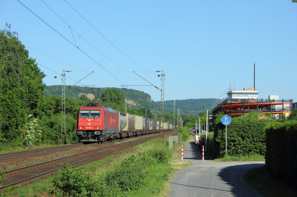 Crossrail 185 596-4 in Limperich am 25.5.2012