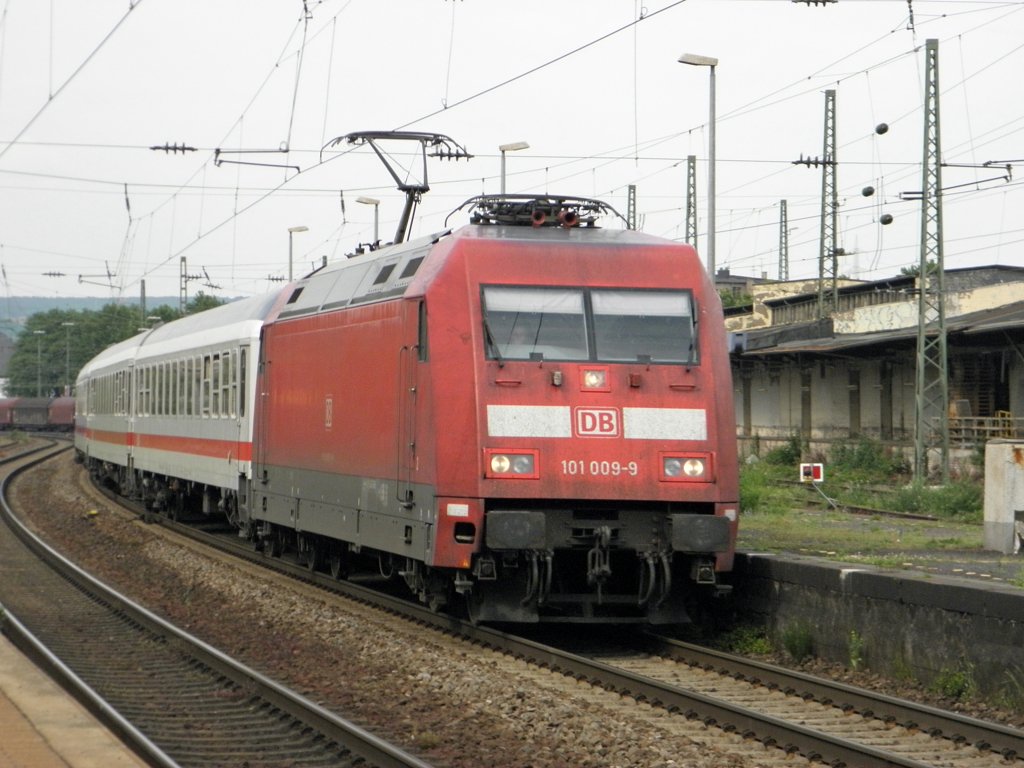 DB 101 009-9 in Koblenz-L�tzel am 8.6.2011
