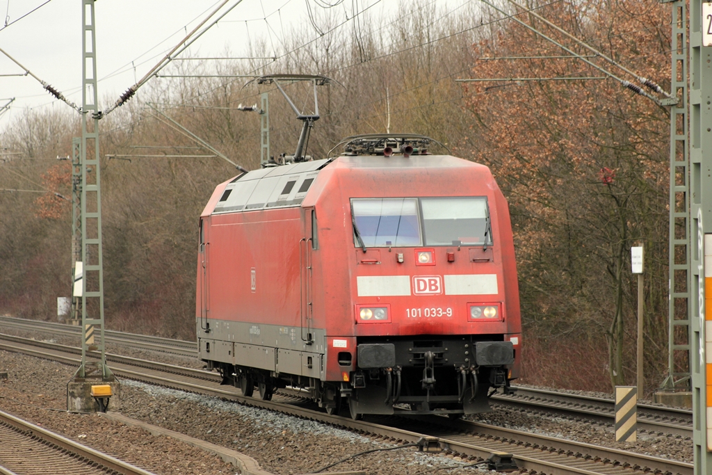 DB 101 033-9 in K�ln-Stammheim am 11.3.2012