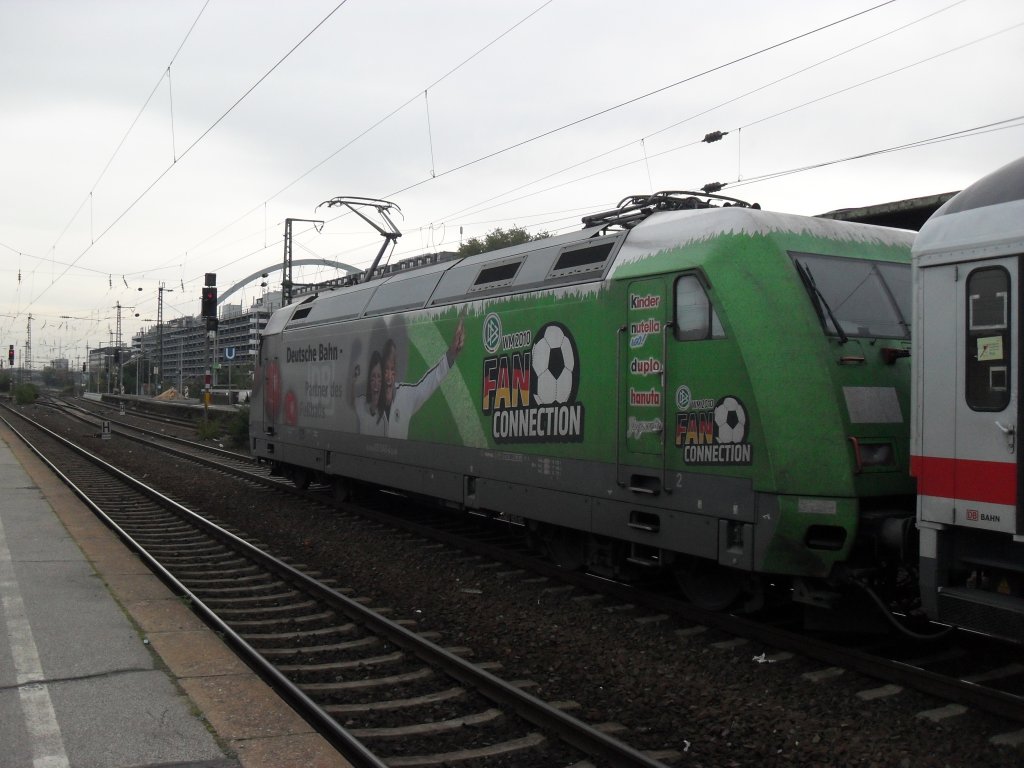 DB 101 040-4 Kinderschokolade in K�ln-Deutz am 23.10.10
