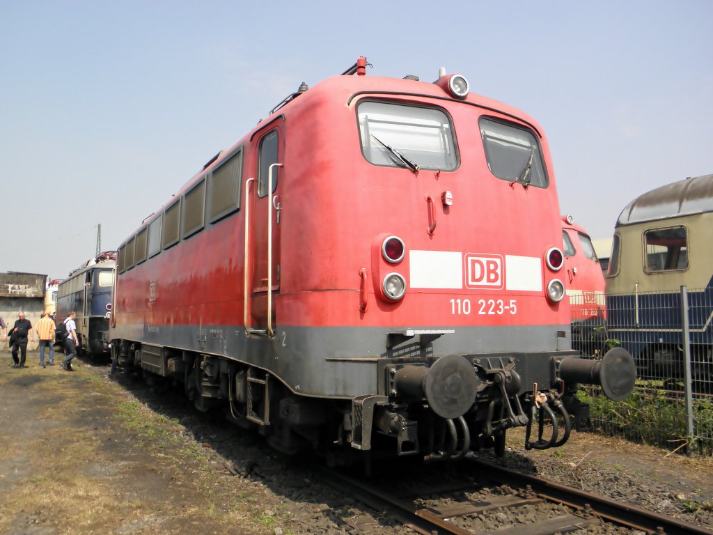 DB 110 223-5 in Koblenz-L�tzel am 21.5.2011