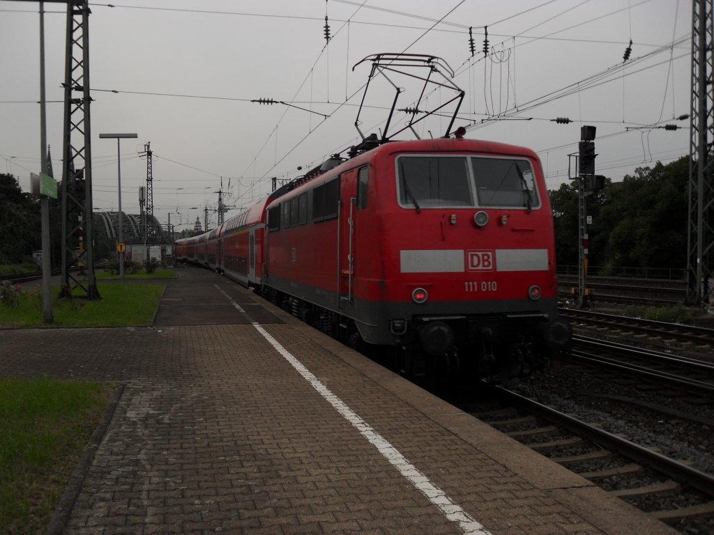 DB 111 010 in K�ln Deutz am 2.9.10