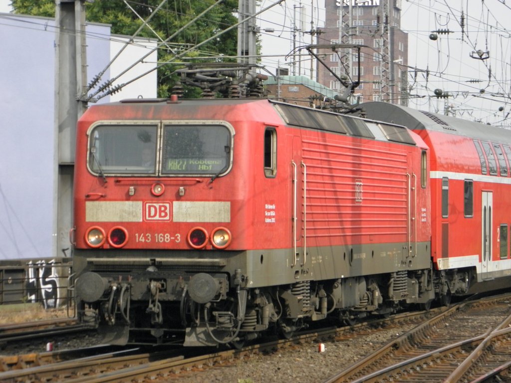 DB 143 168-3 in K�ln Hbf am 28.5.2011