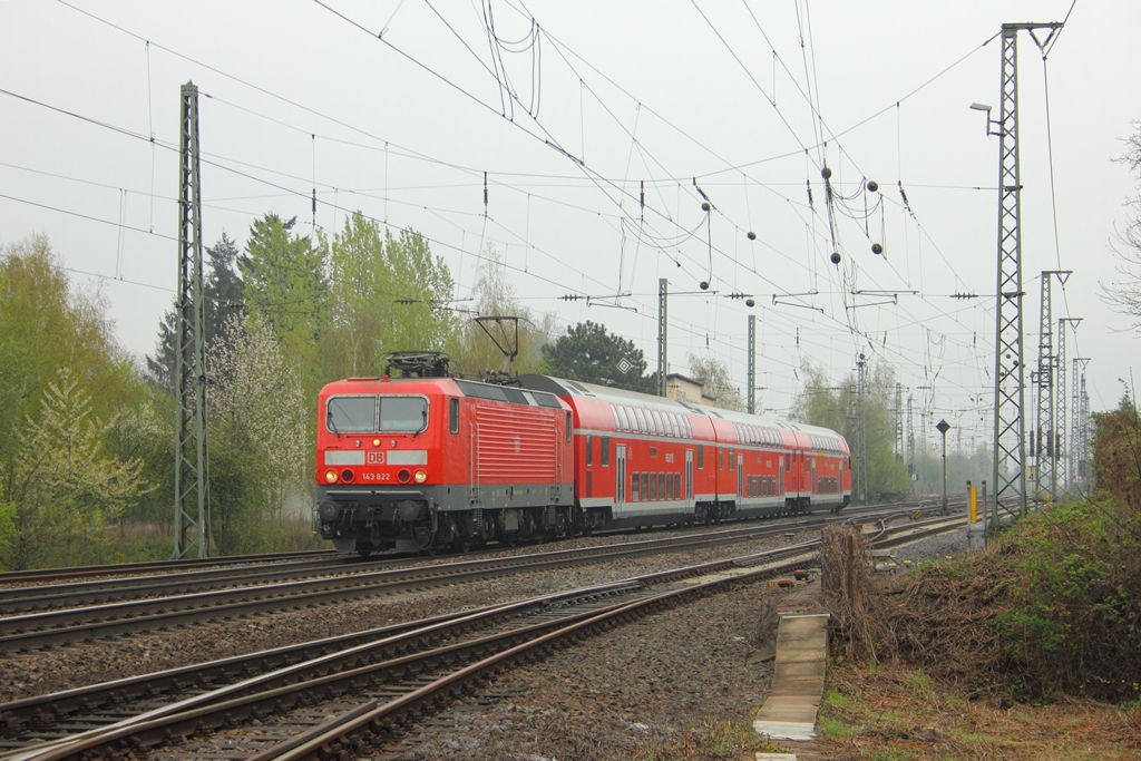 DB 143 822-5 in Neuwied am 13.4.2012
