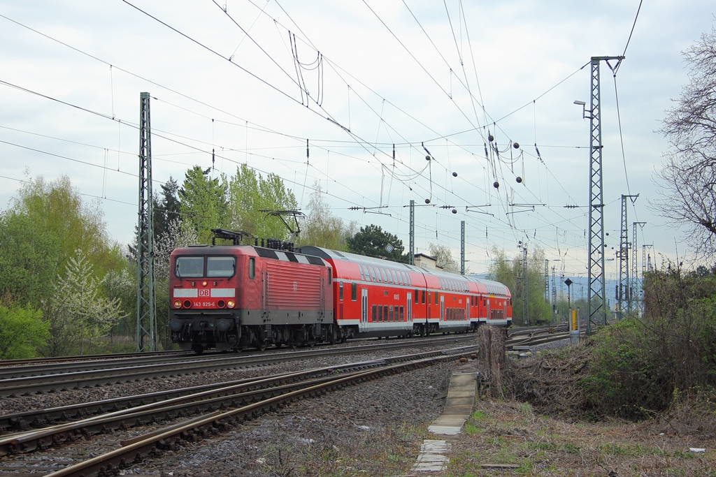 DB 143 925-6 in Neuwied am 12.4.2012