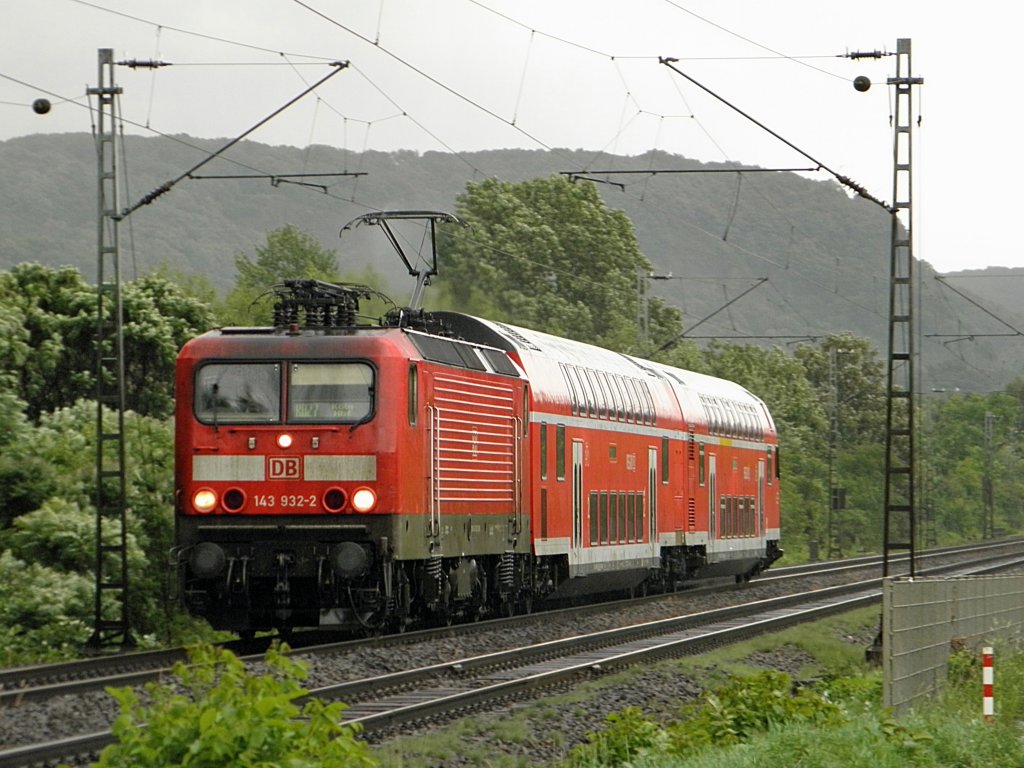 DB 143 932-2 in Limperich am 18.6.2011