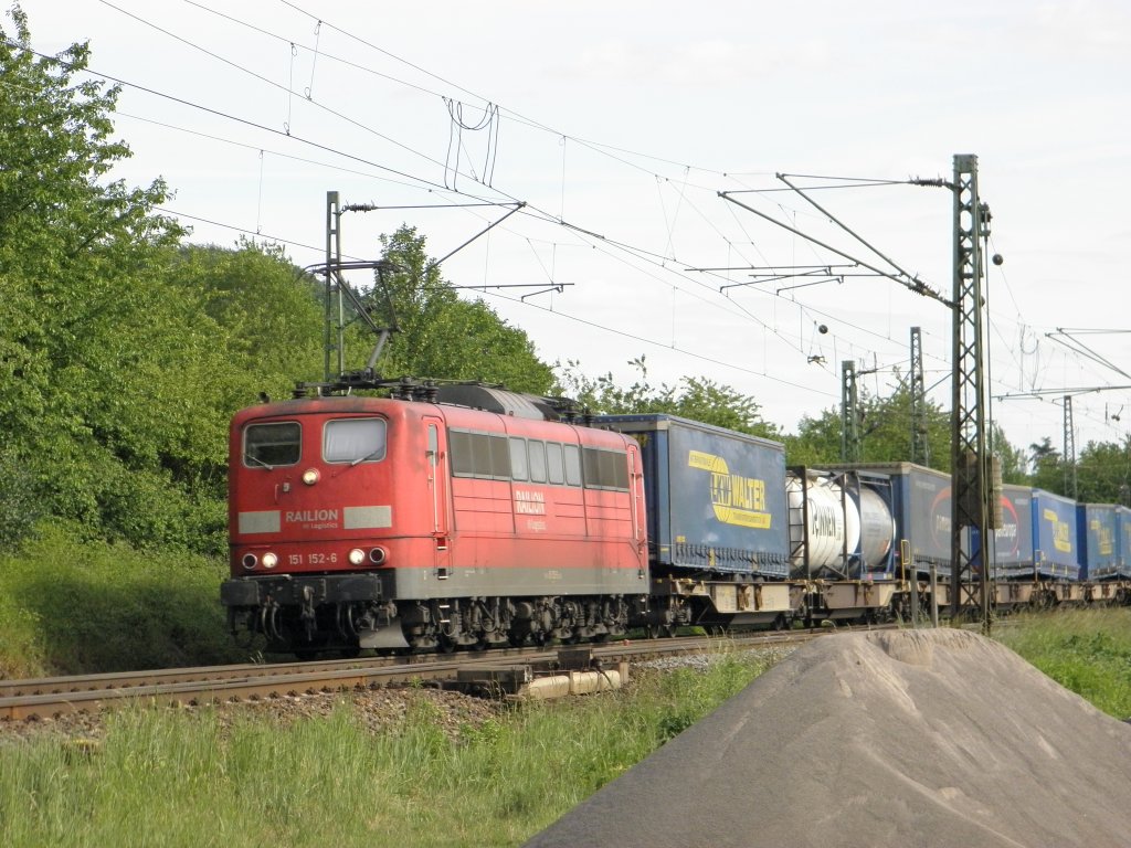 DB 151 152-6 in Unkel am 28.5.2011