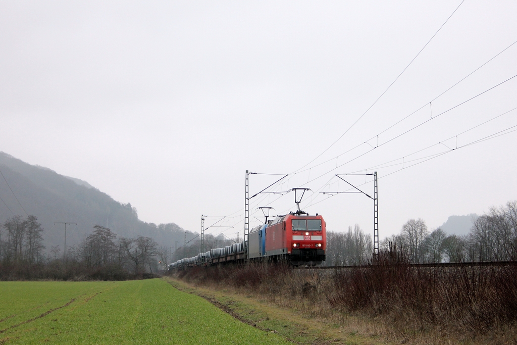 DB 185 043-7 + DB 185 516-2 in Namedy am 3.3.2012 