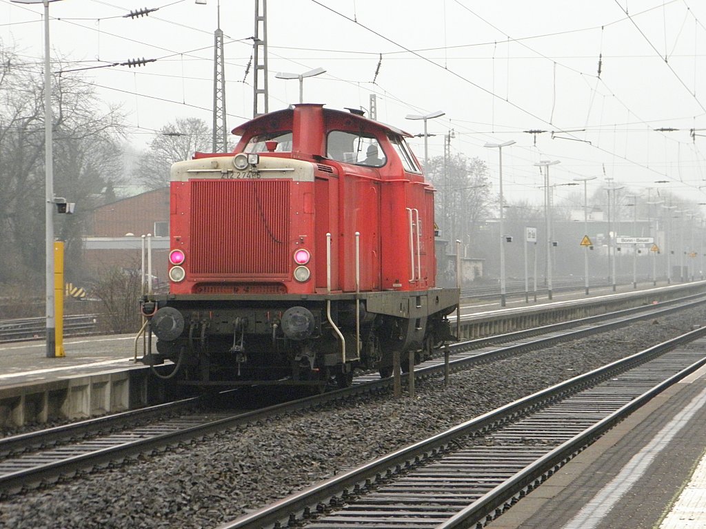 DB 212 274-5 f�hrt solo durch Beuel am 24.2.2011
