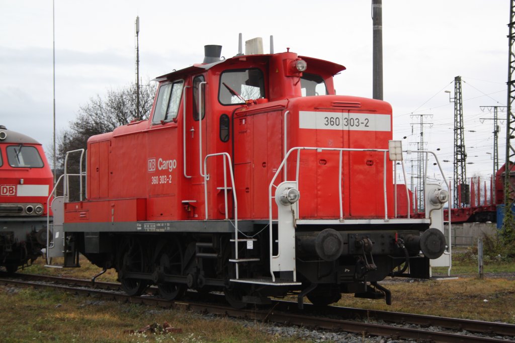 DB 360 303-2 in Koblenz-L�tzel am 4.12.2011