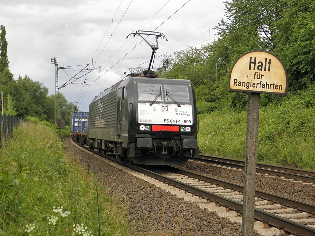 ERS 189 099 in Unkel am 10.6.2011