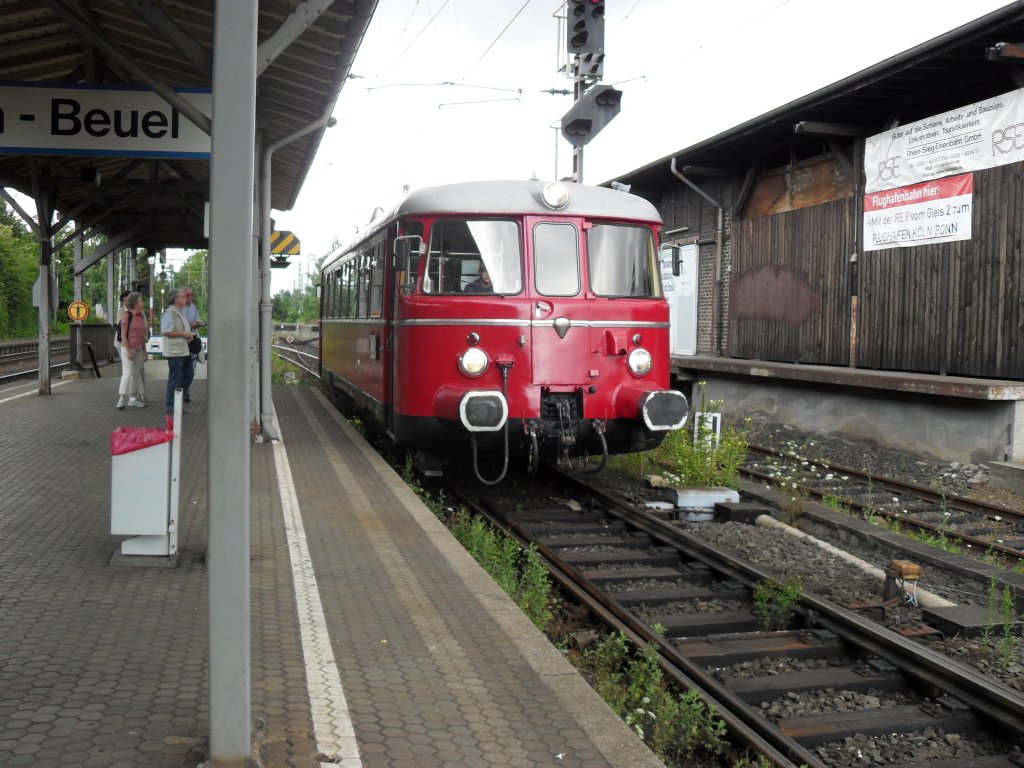 MAN VT25 von der RSE in Beuel am 24.7.10