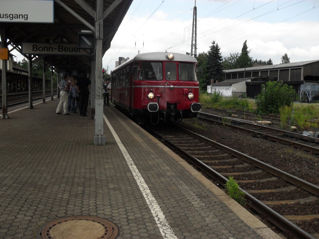 MAN VT25 von der RSE in Beuel am 24.7.10