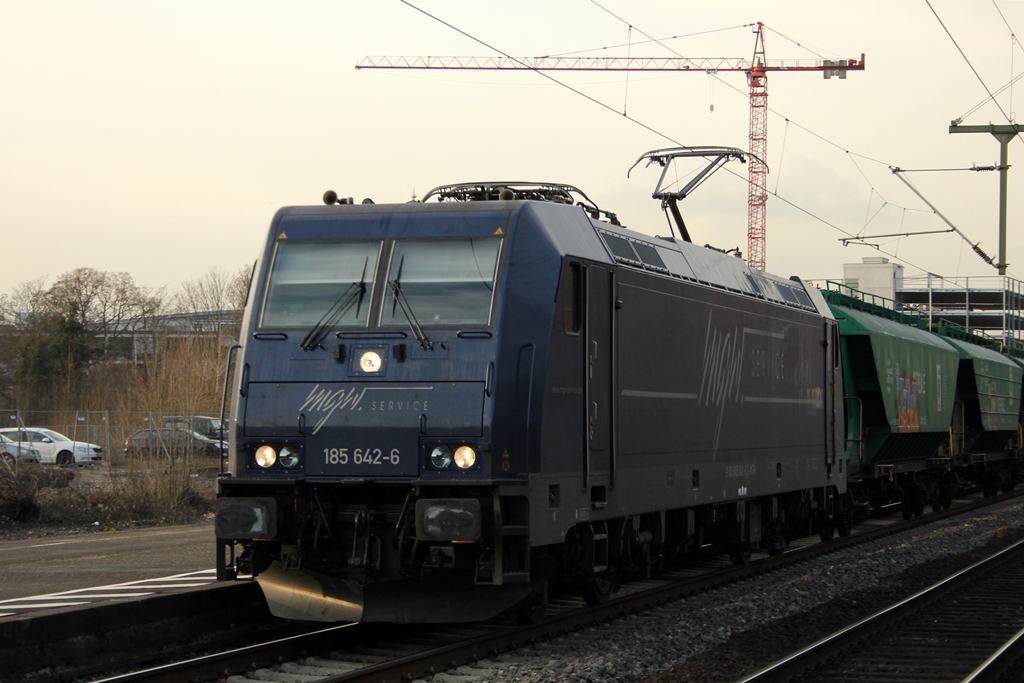 MGW 185 642-6 i.E. f�r LTE in Bonn-Oberkassel am 3.2.2012