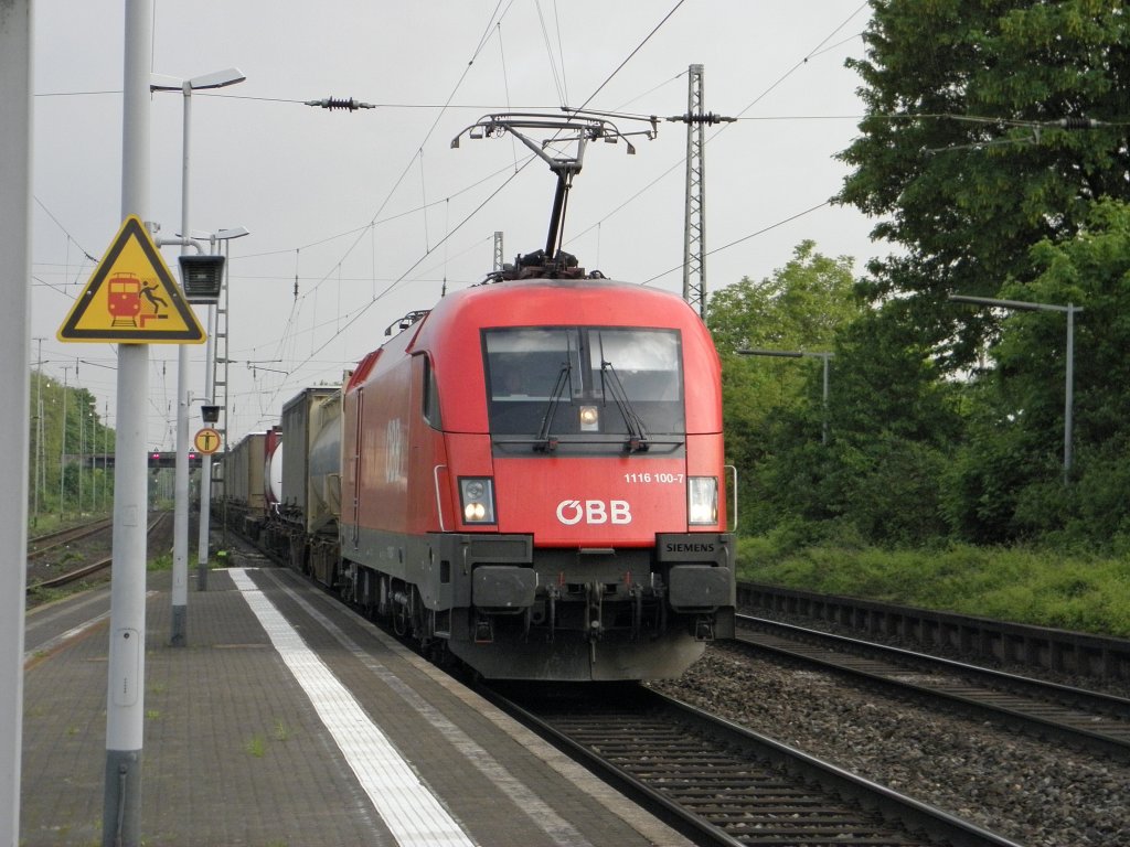 �BB 1116 100-7 mit dem Wenzel am 28.4.2011 durch Beuel