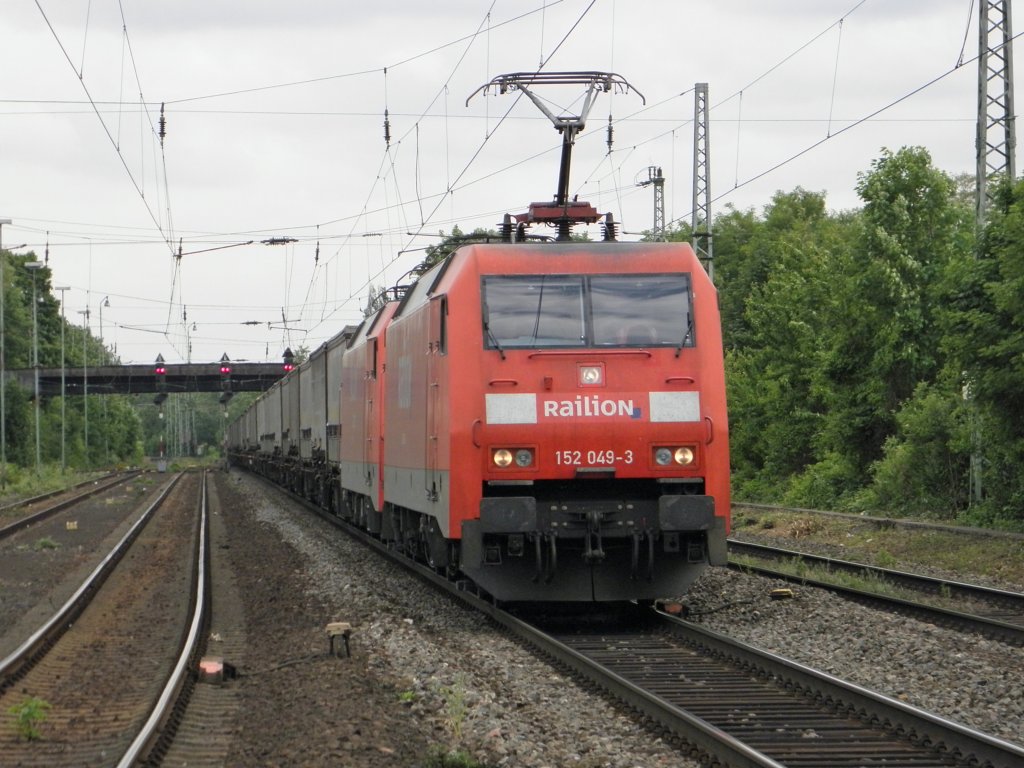 Railion 152 049-3 in Beuel am 27.5.2011