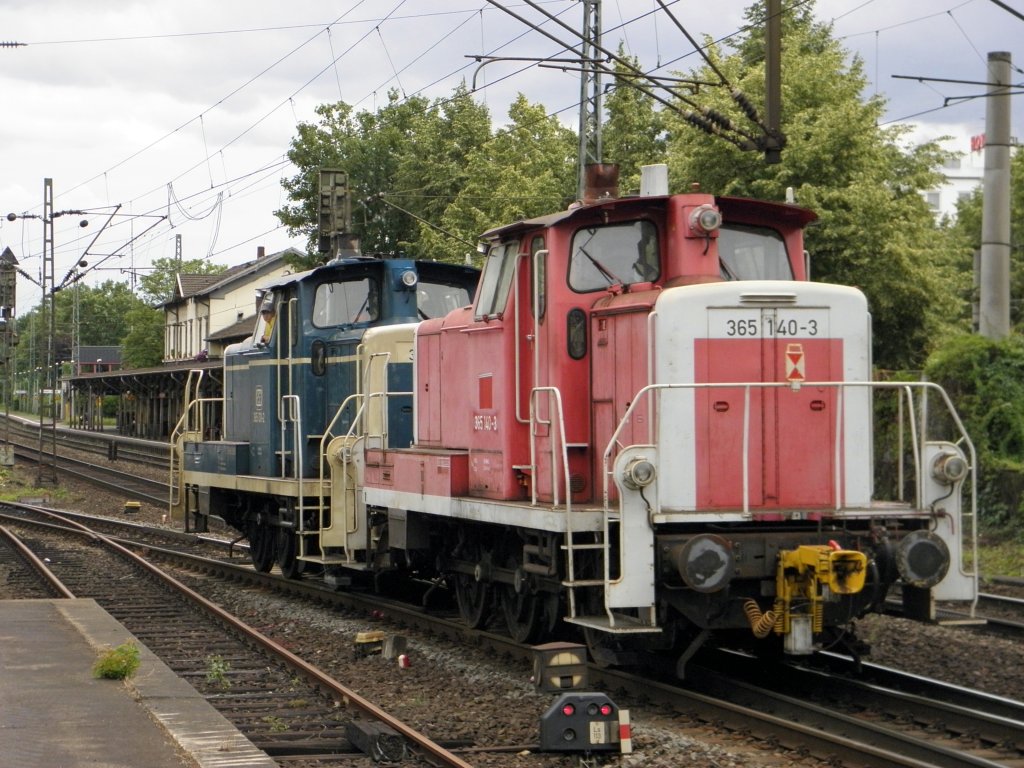 RSE 365 131-2 mit 365 140-3 in Beuel am 10.6.2011