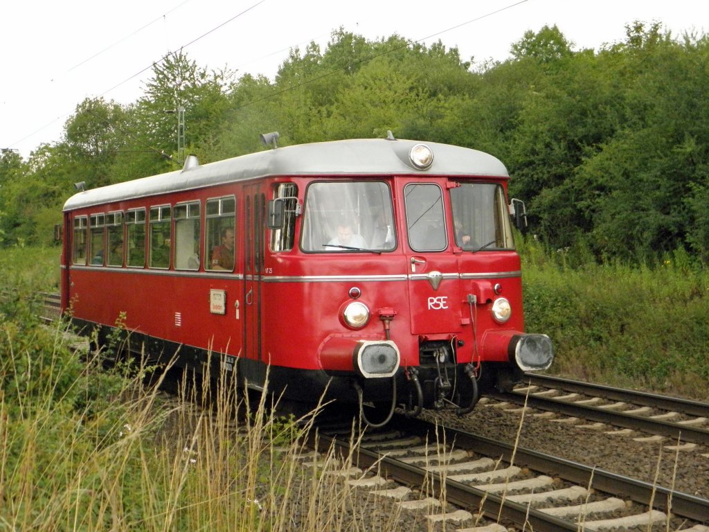 RSE VT25 w�hrend einer Sonderfahrt zwischen Beuel und Unkel in Unkel am 23.7.2011