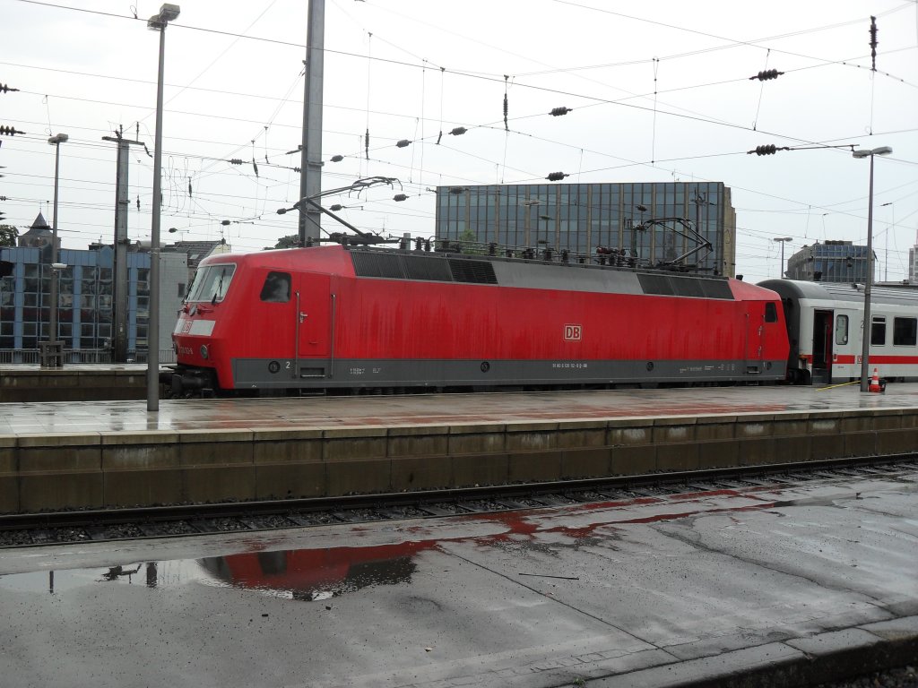 Teil 2 vom Richtungswechsel: Alle Stromabnehmer sind oben und stehen bereit f�r den Richtungswechsel