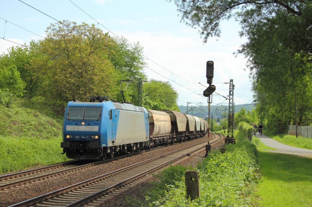 TXL 185 514-7 mit einem Getreidezug in Unkel am 12.5.2012