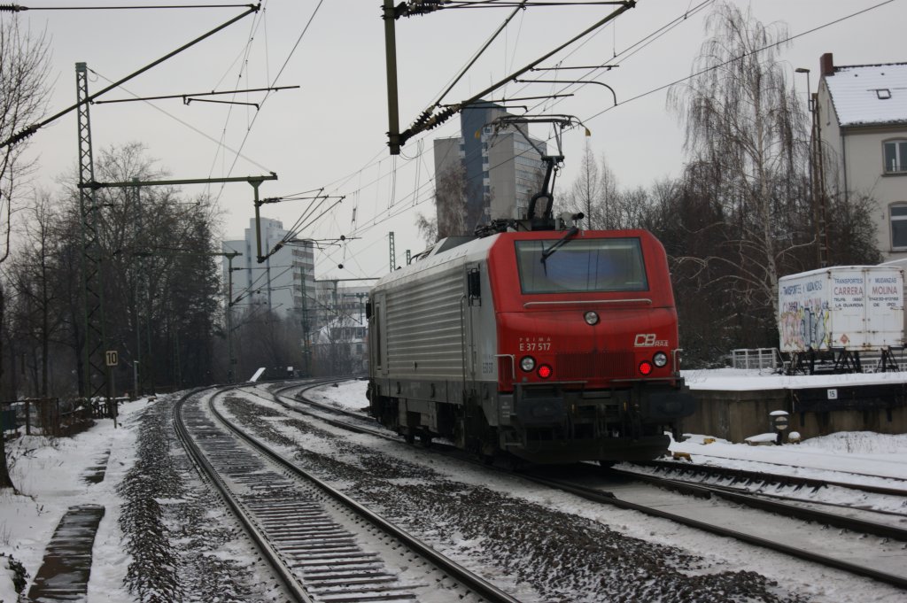 Und noch ein Nachschuss von Prima E37 517 von CB Rail am 29.12.2010.