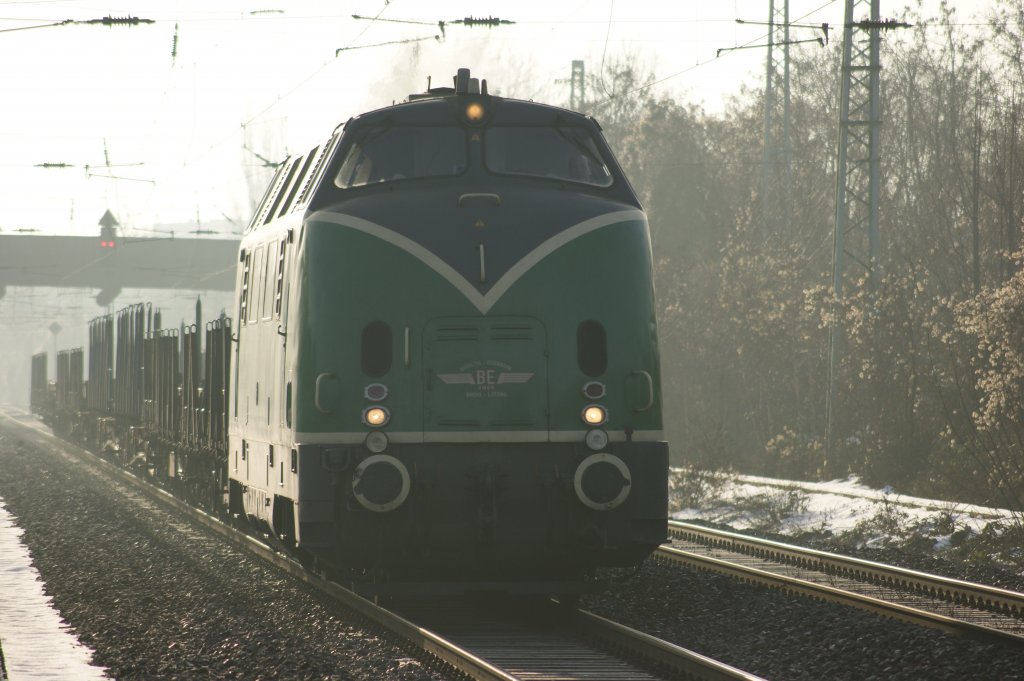V200 von Reuschling bei der Durchfahrt in Bonn-Beuel am 04.01.2011.