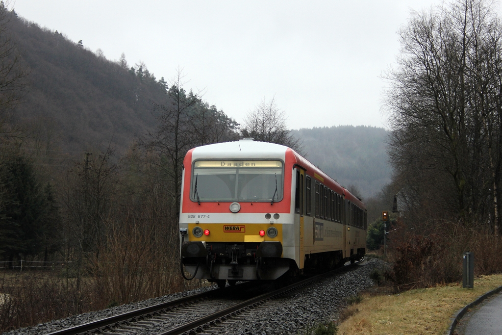 WEBA 928 677-4 in Schutzbach am 17.2.2012