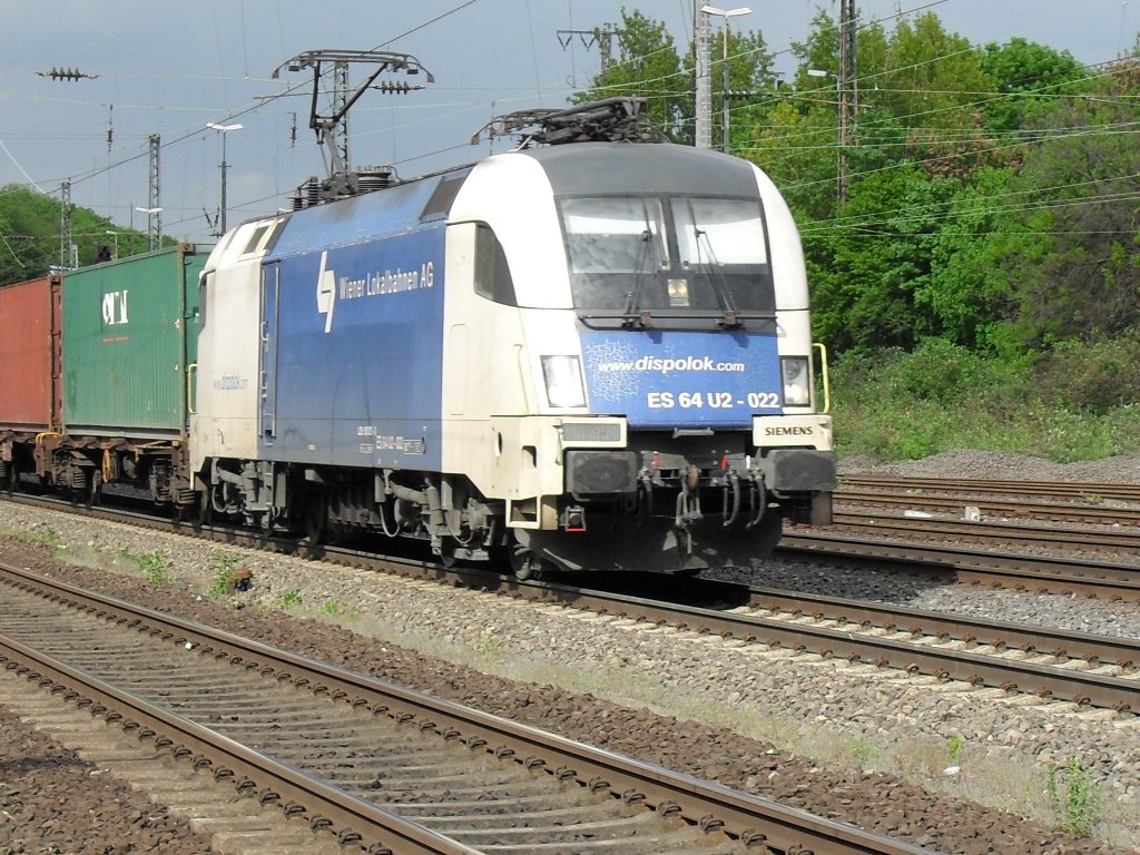 Wiener Lokalbahn Taurus bei der durchfahrt durch K�ln West