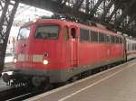 110 324-1 am 10.7.10 im K�lner Hbf.