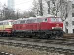 DB 218 387-9 durch K�ln West am 20.2.2011