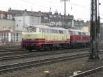218 387-7 und 218 105-5 fahren Tuckernd durch K�ln West am 20.2.2011