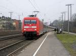 DB 101 014-9 mit dem EuroCity in K�ln West am 12.2.2011