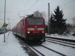 143 194-9 vor dem RB27 nach M�nchengladbach Hbf am 21.12.2010 in Bonn-Beuel.