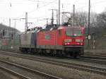 RBH Doppel 143 053 f�hrt durch K�ln West am 12.2.2011