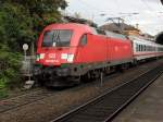 DB 182 007-5 mit einem IC im Bonner Hbf am 5.10.10