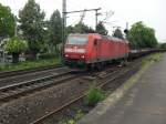 Br 185 f�hrt auf Gleis 3 in Beuel am 1.7.10