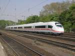 Siemens Velaro-D 407 502-4 in K�ln West am 18.4.2011